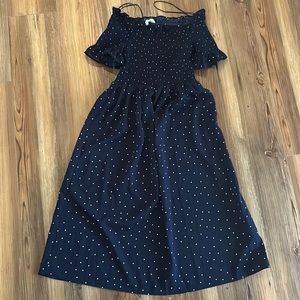 Navy polka dot dress // Maternity // bump-friendly // good condition no flaws